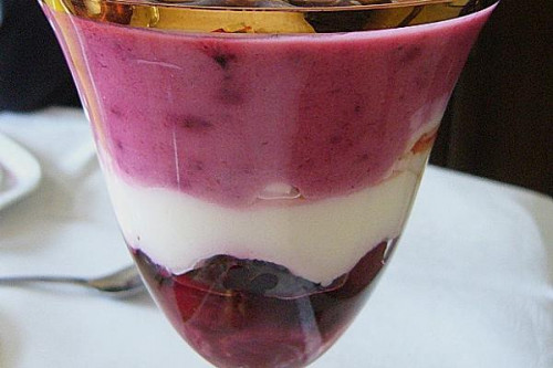 4 Schicht - Frucht - Joghurt - Dessert